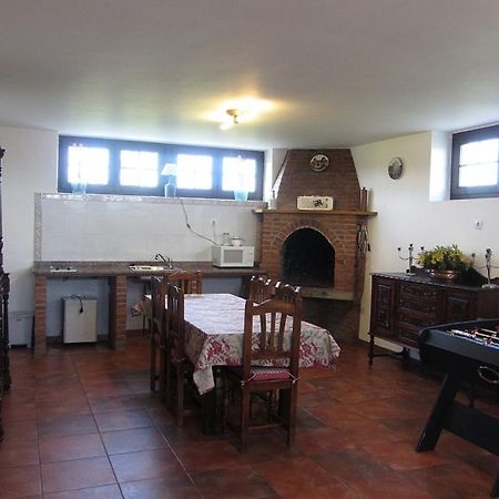 Vila Vivienda Sampedri Santillana del Mar Pokoj fotografie