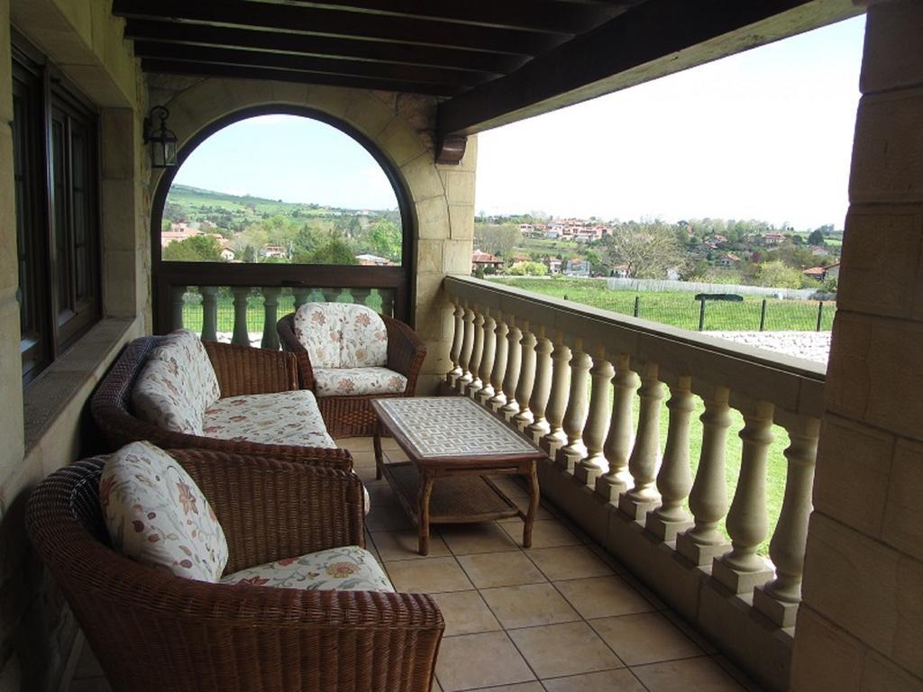 Vila Vivienda Sampedri Santillana del Mar Pokoj fotografie